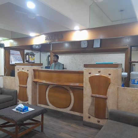 Hotel Mayur By Wb Inn Ulhāsnagar 外观 照片